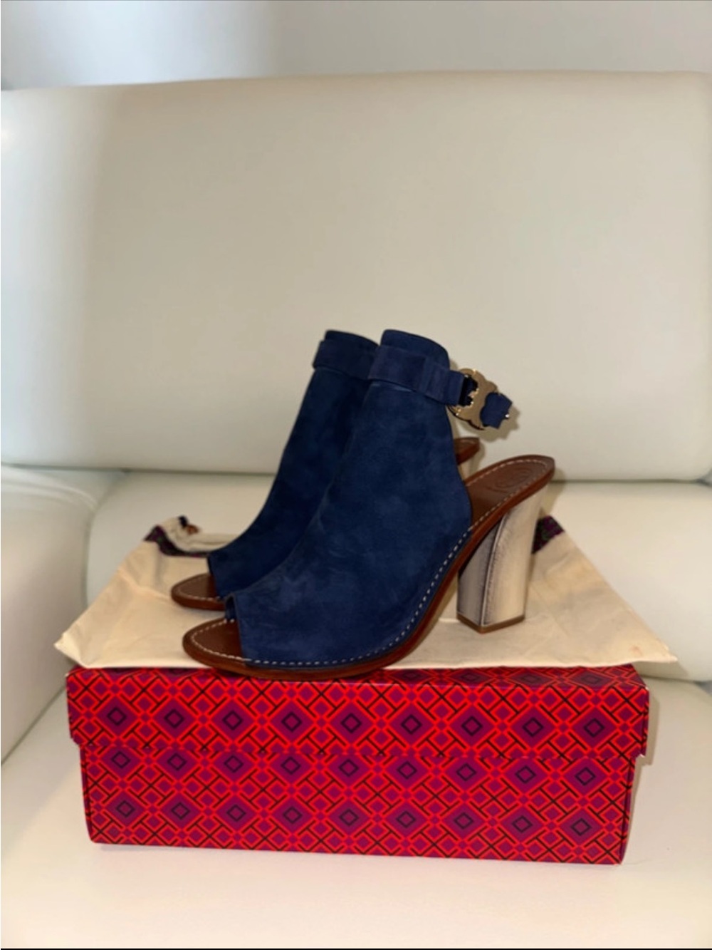 TORY BURCH NAVY SUEDE OPEN TOE BLOCK HEELS